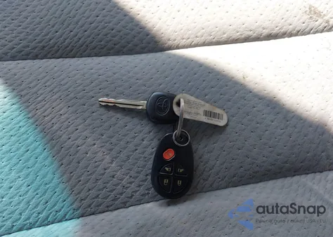 2011 Toyota Sienna Le V6 из США, поврежденный, VIN 5TDKK3DC6BS045758